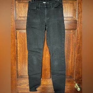 Black Skinny Jeans